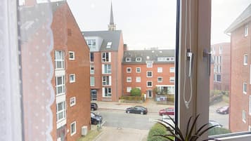 House, Balcony, Courtyard View | City view