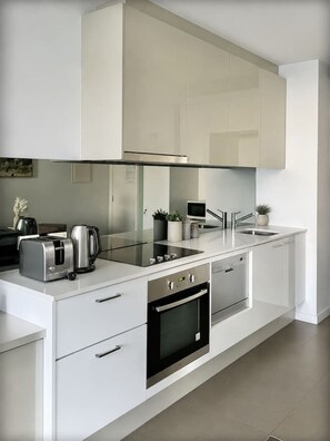 Private kitchen - Urban Skyline Escape (Melbourne)