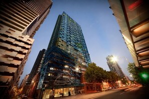 Exterior - Melbourne CBD Sky Stay (Melbourne)