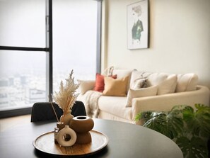 TV - Melbourne Highline Stay (Melbourne)