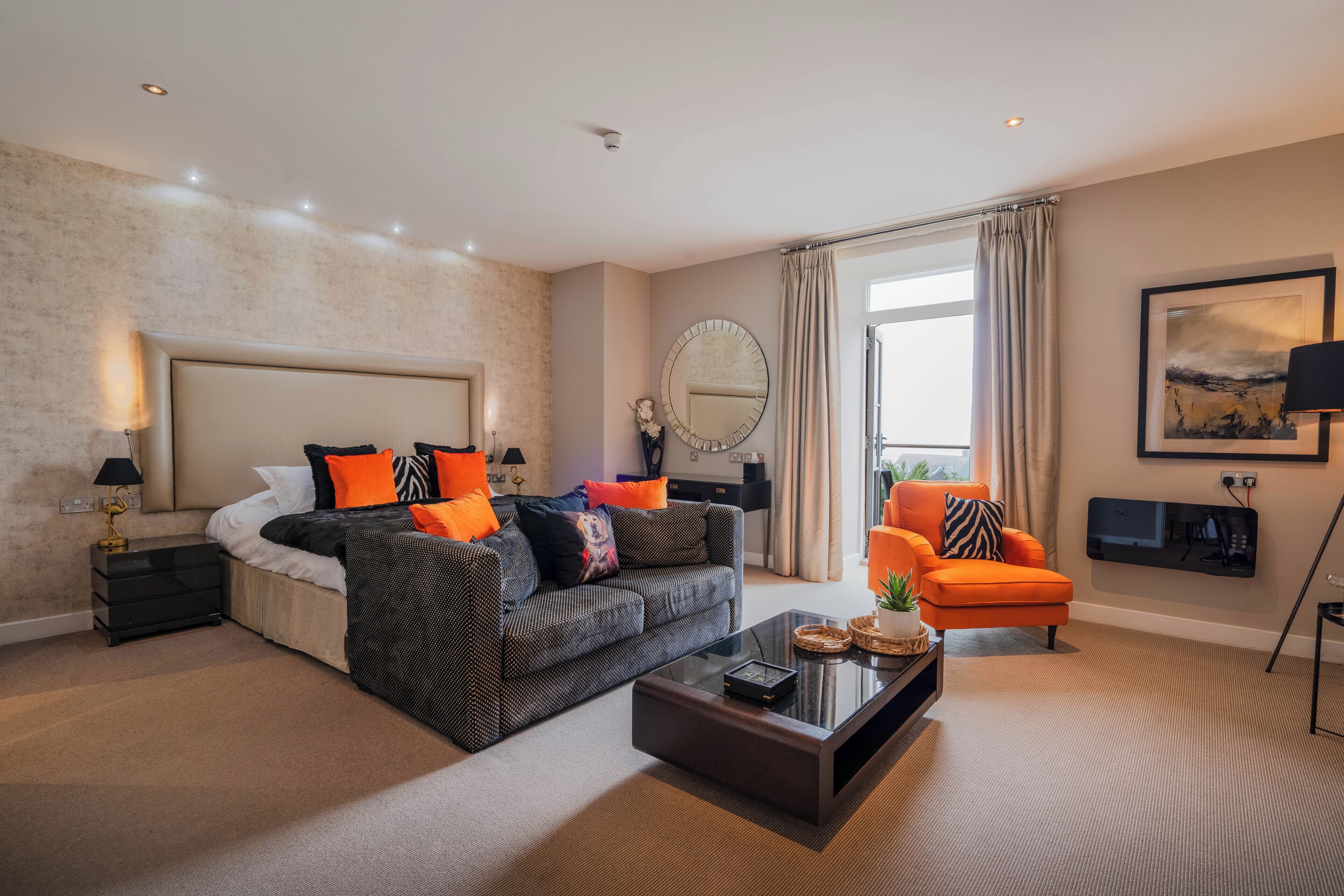 Double with Seaview and Balcony | Laptop workspace, iron/ironing board, WiFi (free), bed sheets