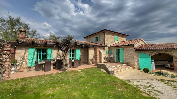 Exterior - Room 'Deluxe Double' with Shared Pool, Wi-Fi and Air Conditioning (Žikovići)