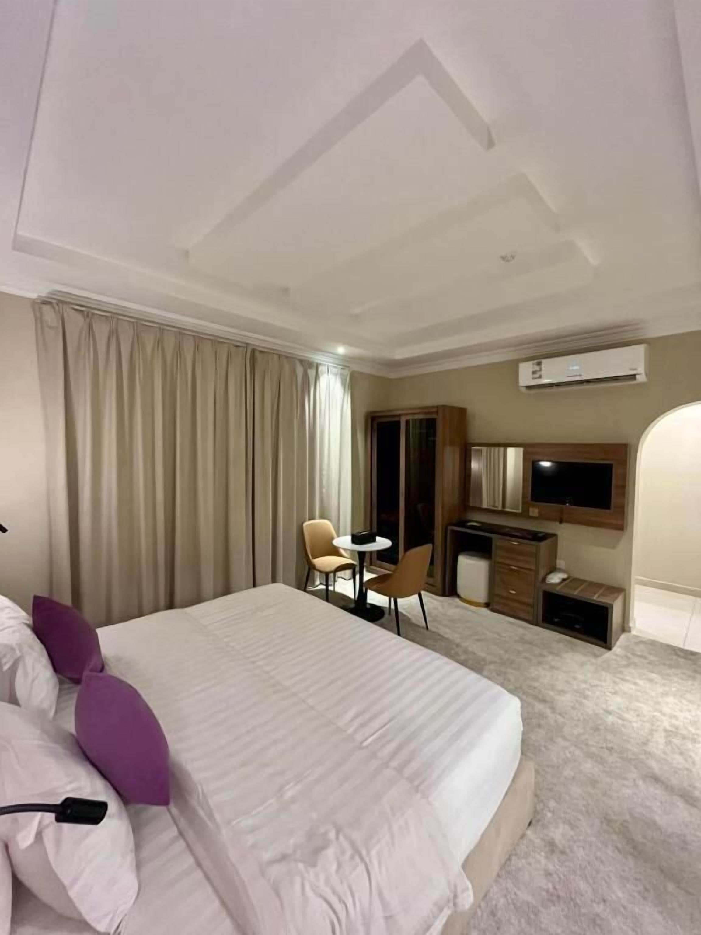 In-room safe, blackout curtains, iron/ironing board, free WiFi