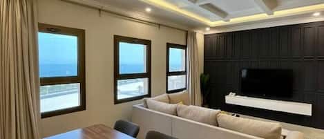 Executive Suite, Sea View | Interior