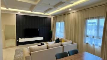 Suite, vue ville | Intérieur