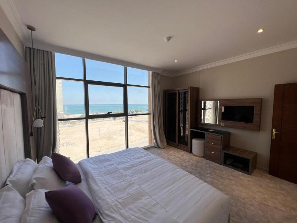 In-room safe, blackout curtains, iron/ironing board, free WiFi