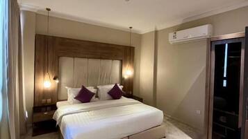 In-room safe, blackout drapes, iron/ironing board, free WiFi