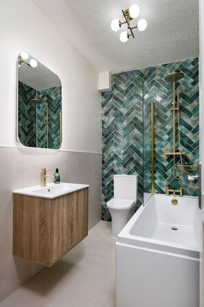 Hair dryer - Mill Court Escape & Swimming Pool (Dunblane)
