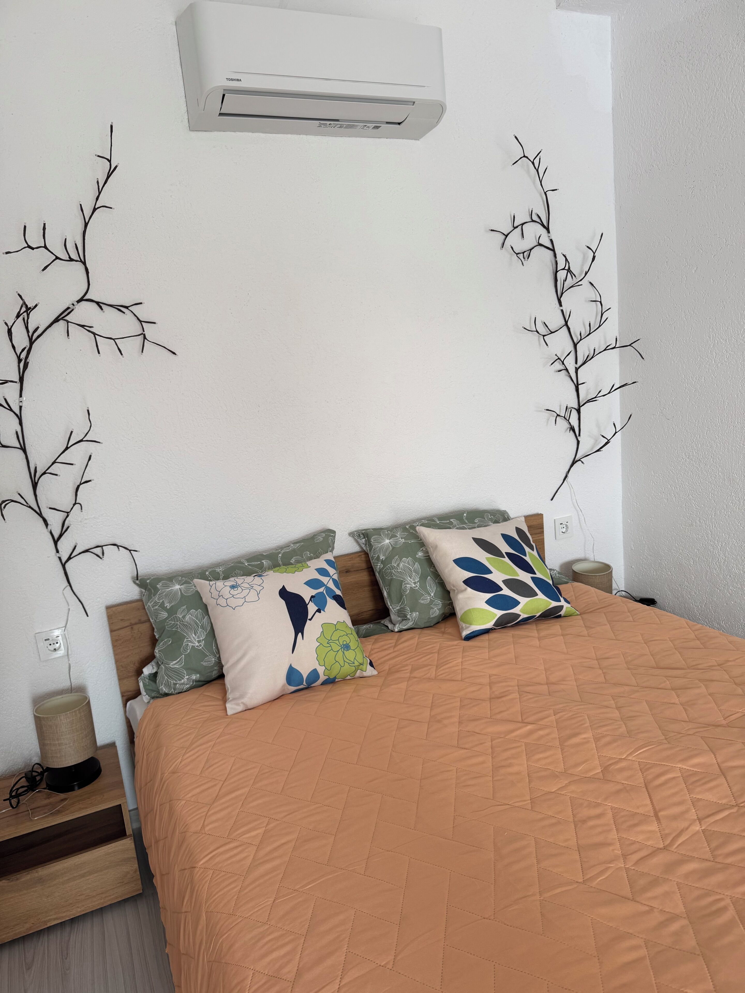 Triple Room, Patio | Blackout curtains, iron/ironing board, free WiFi