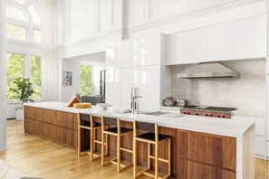 Private kitchen - 8,000 sq ft, 7BR/8.5BA triplex maisonette with 3 private entrances (New York)