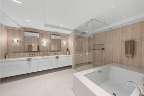 Shower, jetted bath, hair dryer, bidet - 8,000 sq ft, 7BR/8.5BA triplex maisonette with 3 private entrances (New York)