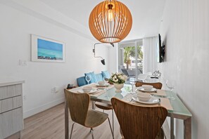 Comfort appartement, balkon | Dineren