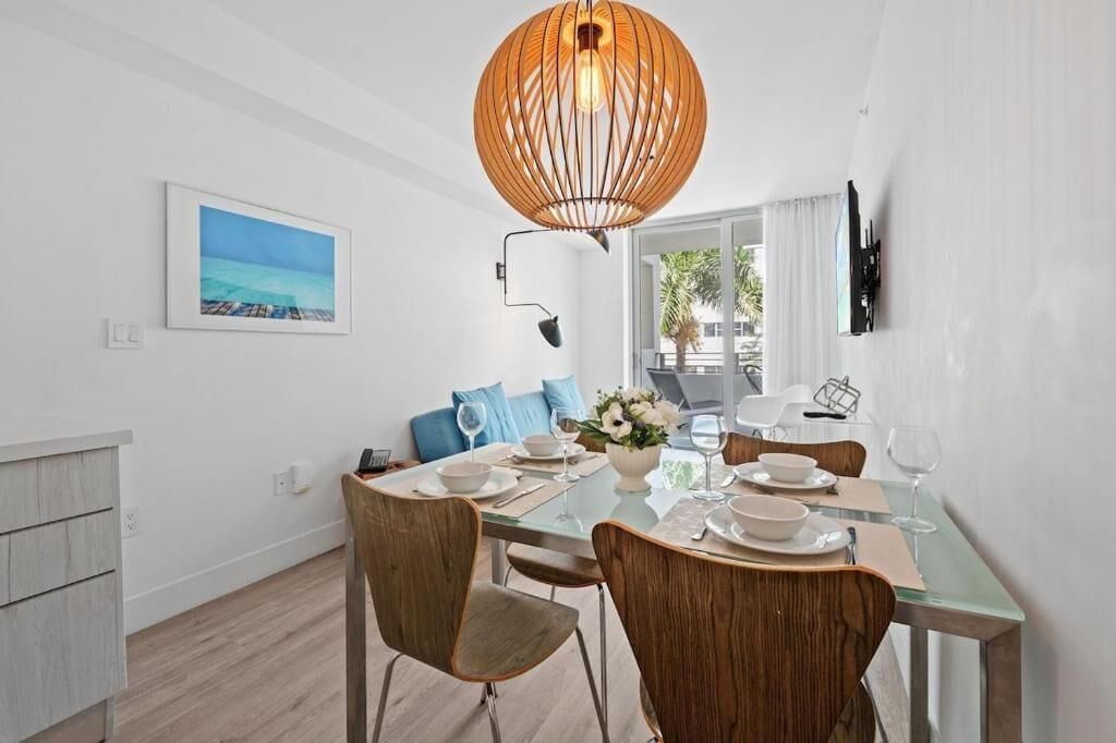Comfort Apartment, Balcony | Dining