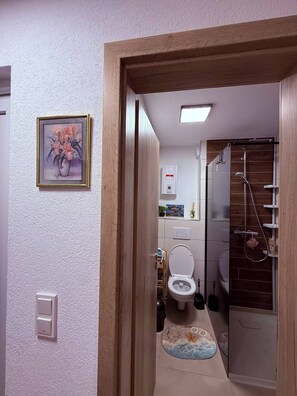 Bathroom - BM Holiday Flat 973! (Dillingen)