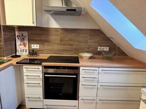 Apartemen, 3 kamar tidur, pemandangan kebun | Interior