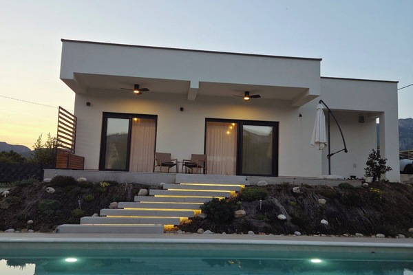 handrail, outdoor pool, summer, staircase, outdoor, property entrance
