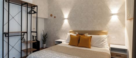 Double Room | Iron/ironing board, free WiFi