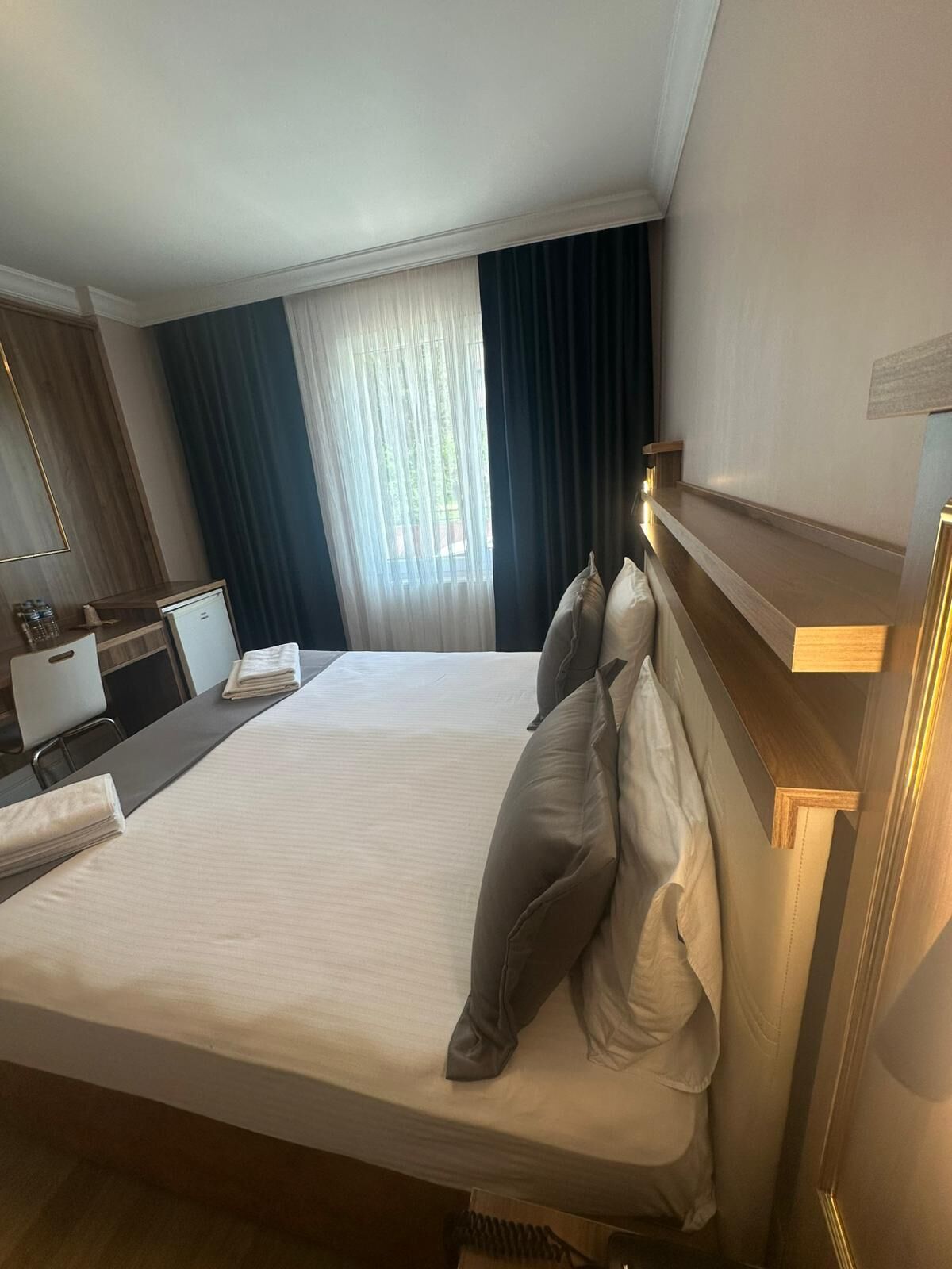 Comfort Double Room | Individually decorated, individually furnished, desk, laptop workspace