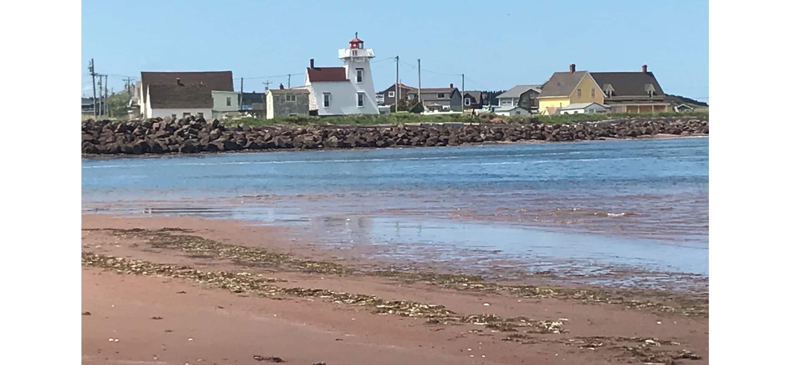 Playa en los alrededores y toallas de playa 