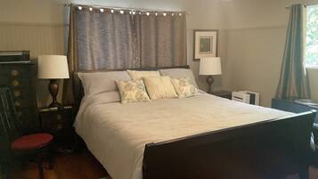 2 chambres, fer et planche à repasser, Wi-Fi, draps fournis