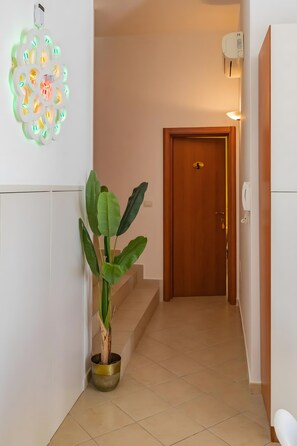 Interior - Apartment 'Casa Buongiorno Salento' with Private Terrace, Wi-Fi and Air Conditioning (Patù)