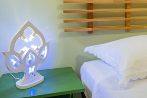 Iron/ironing board, WiFi, bed sheets - Apartment 'Casa Buongiorno Salento' with Private Terrace, Wi-Fi and Air Conditioning (Patù)