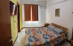 Room - Point do Rio Vermelho (Salvador)