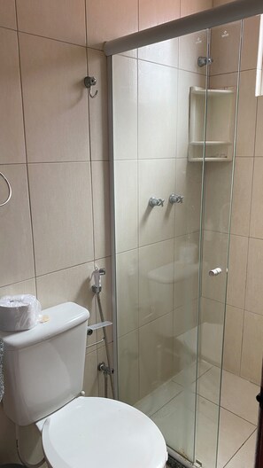 Bathroom - Point do Rio Vermelho (Salvador)
