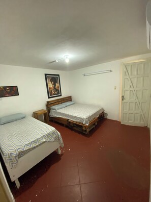 Room - Point do Rio Vermelho (Salvador)