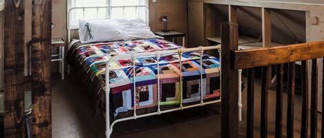 WiFi, bed sheets, wheelchair access