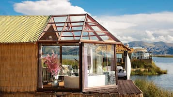 Deluxe Suite, Patio, Lake View | Property grounds