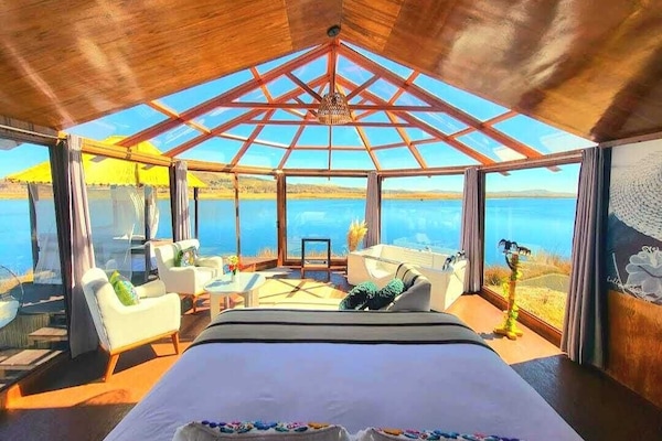 Deluxe Suite, Patio, Lake View | WiFi (free), individually decorated