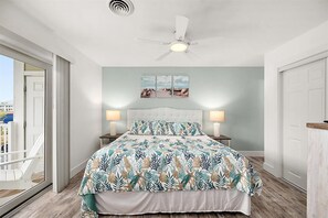 Iron/ironing board, WiFi, bed sheets - Bayview Condo with Pool and Short Walk to Beach (Ocean City)