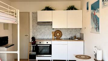 Fridge, microwave, oven, toaster