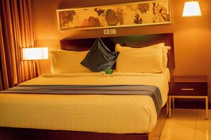 Deluxe Room, Balcony, City View | Desk, laptop workspace, blackout drapes, soundproofing - The Addrex Hotel And Suites (Aba)