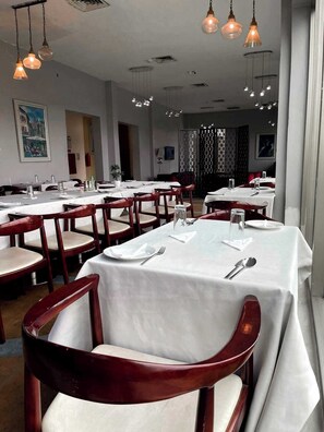 Dining - The Addrex Hotel And Suites (Aba)