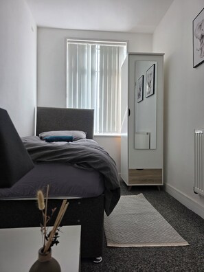 Room - 4 Bed 4 Ensuite Harford Home in Middlesbrough - Perfect for contractors (Middlesbrough)