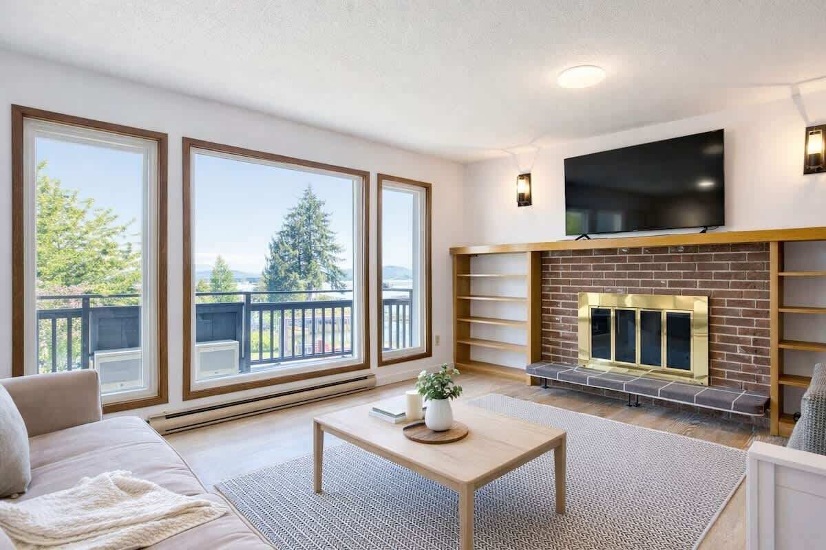 Téléviseur, foyer, bureau