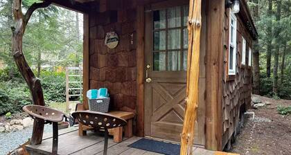 Cozy Acres Tiny House in Clinton on Whidbey Island perfect for relaxing getaway