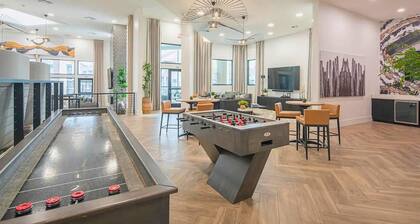 Golf Getaway Luxury Suite | Walk to TPC Scottsdale