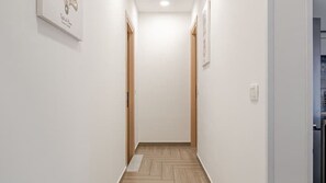 Interior - 4min Central Station 3 Room & 3 private bathroom (Catania)