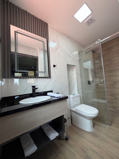Eugenia Garden Suite
Where Nature Meets Comfort