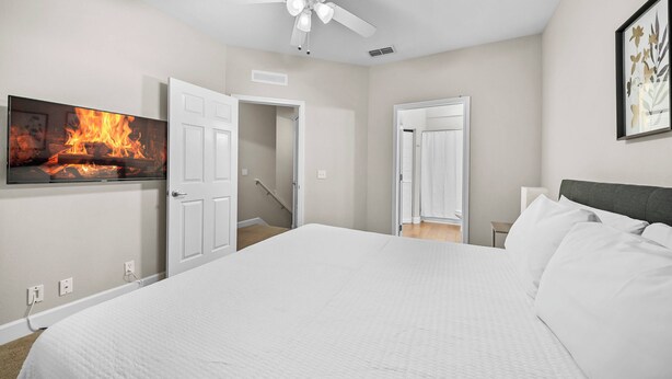 4 habitaciones, tabla de planchar con plancha, cuna de viaje y wifi 