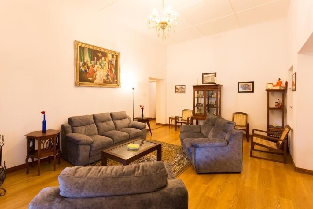 Habitación doble Deluxe, vista a la montaña | Área de sala de estar