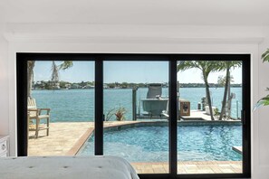 Iron/ironing board, travel cot, WiFi, bed sheets - Harbor Villa | Waterfront Pool & Spa | Firepit (Indian Rocks Beach)
