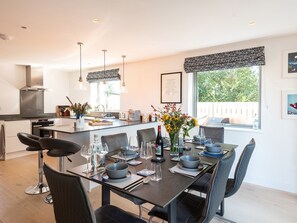 Dining - Pentire (Wadebridge)