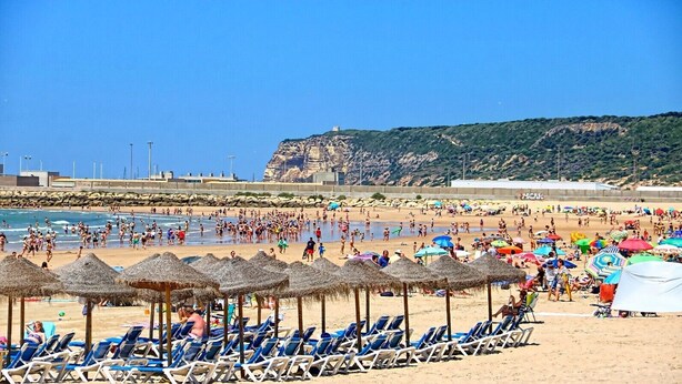 Beach - Holiday Home 'En La Gloria' – Accessible, Central Location Near the Beach (Barbate)
