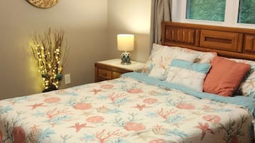 3 chambres, fer et planche à repasser, lit de bébé portatif