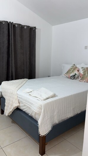 Room - Perfect Caribbean Getaway for Families, Couples & Friends (Montego Bay)
