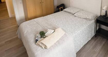 Room-private Room in Modern Madrid Apart
